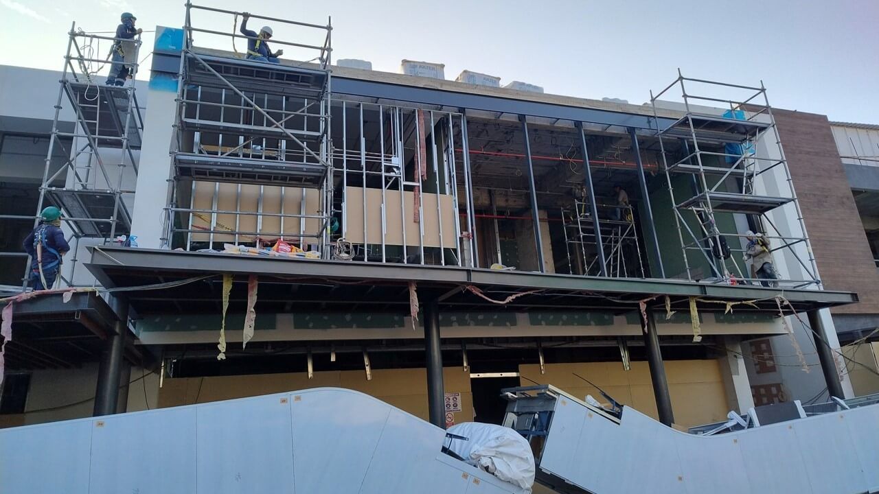 Ampliación del centro comercial Real Plaza Primavera - Imagen 7